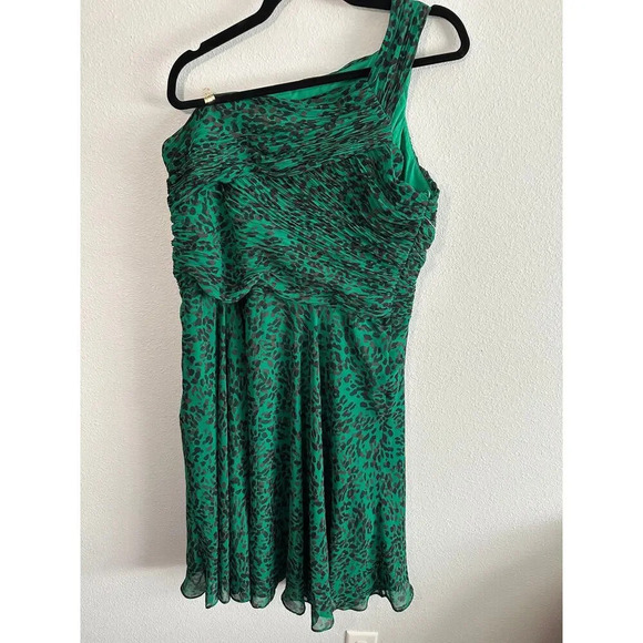Halston Heritage One Shoulder Asymmetrical Ruched Emerald Cheetah Print Dress - Picture 8 of 14